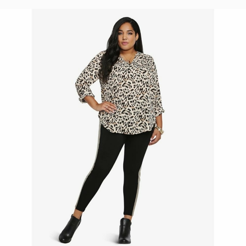 Torrid 2 Animal Leopard Print Blouse tunic